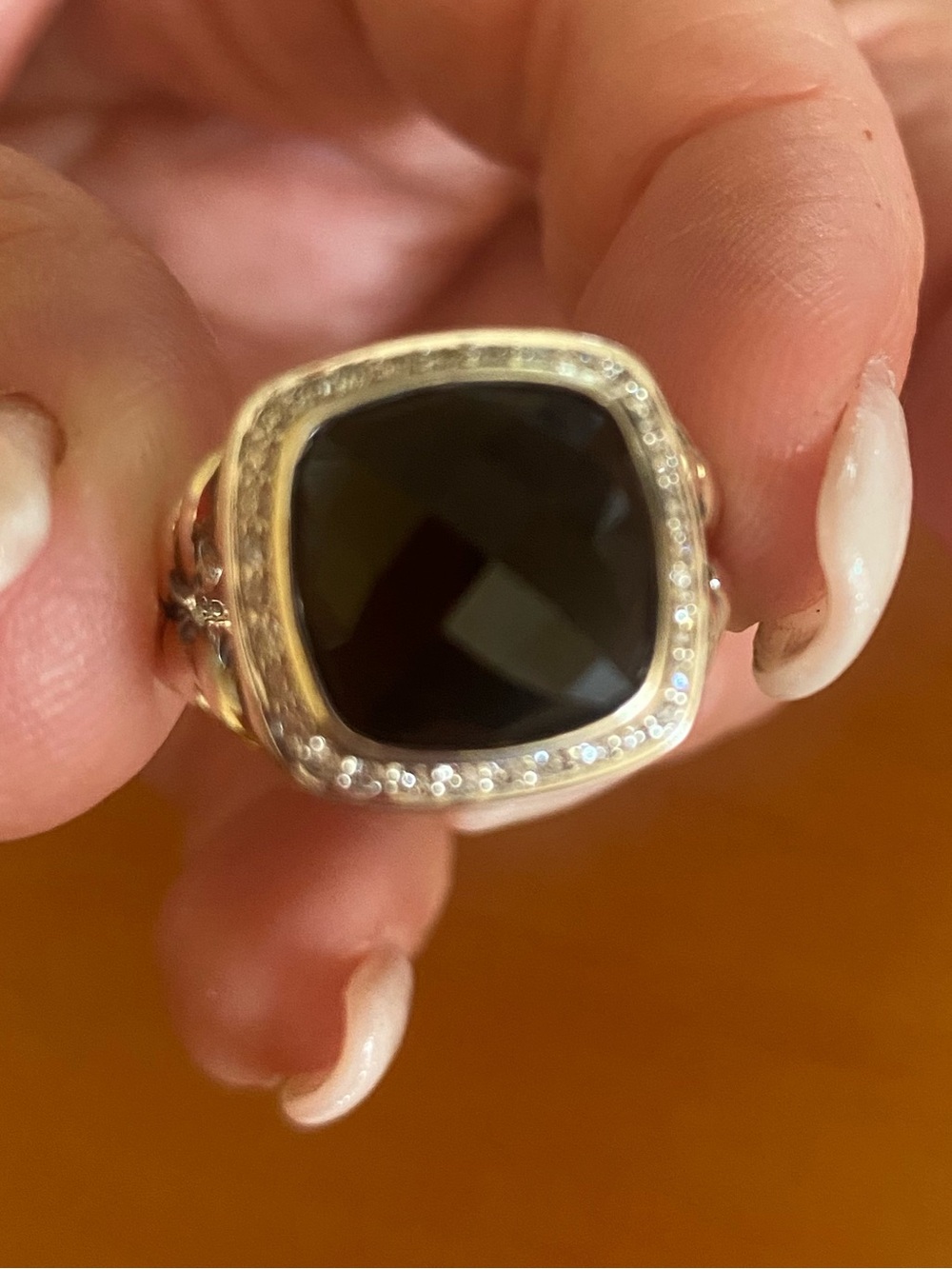 David Yurman Albion ring. Cushion cut black onyx stone / pave diamonds. - Picture 5 of 7